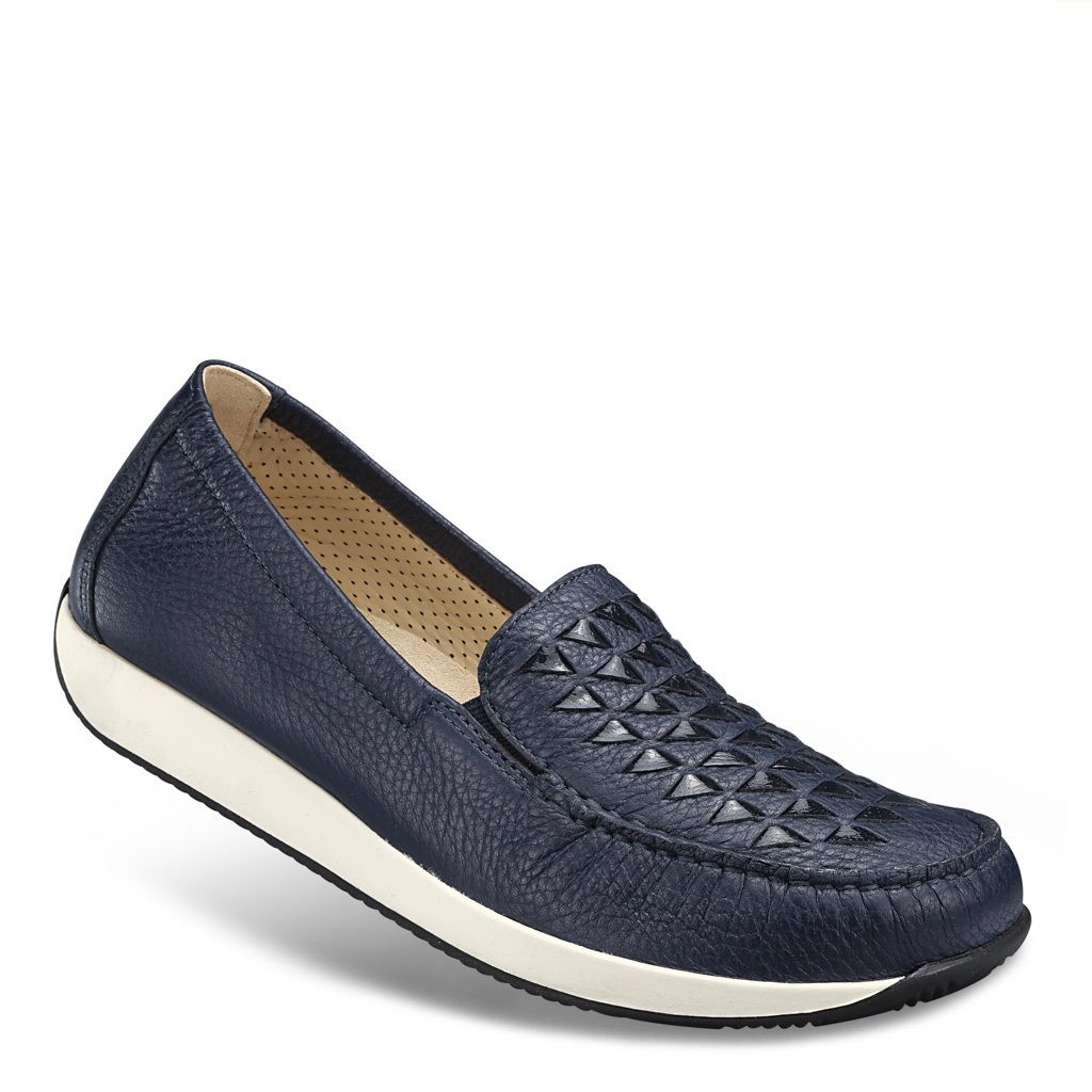 Natural soul isla loafer on sale